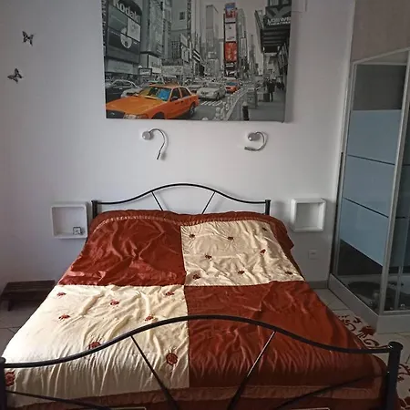 De 70m2 Equipe Apartment *